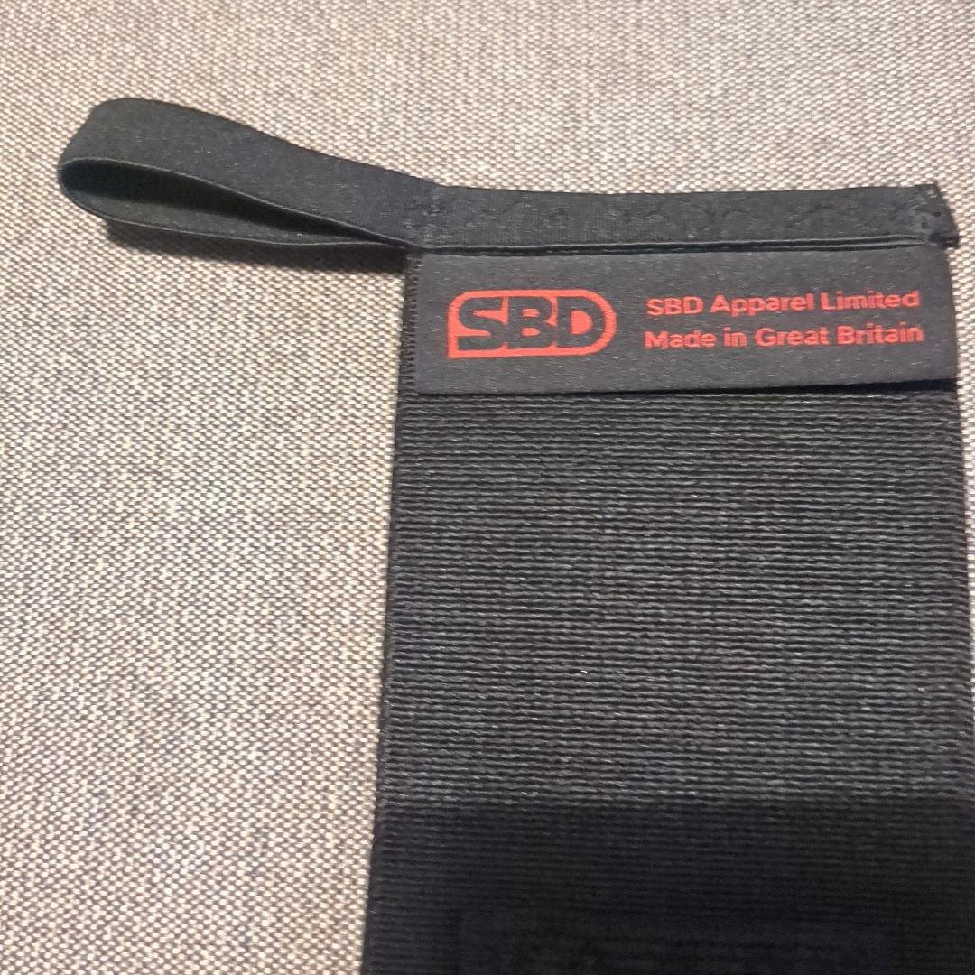 【美品】ＳＢＤリストラップ スティッフ　Sサイズ　試着のみ