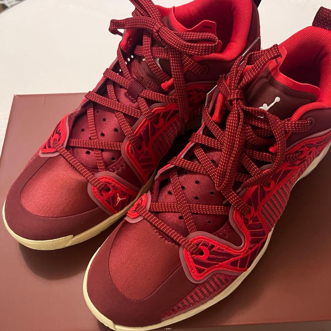Nike Air Jordan 37 Low Red 27.5cm 新品　ナイキ