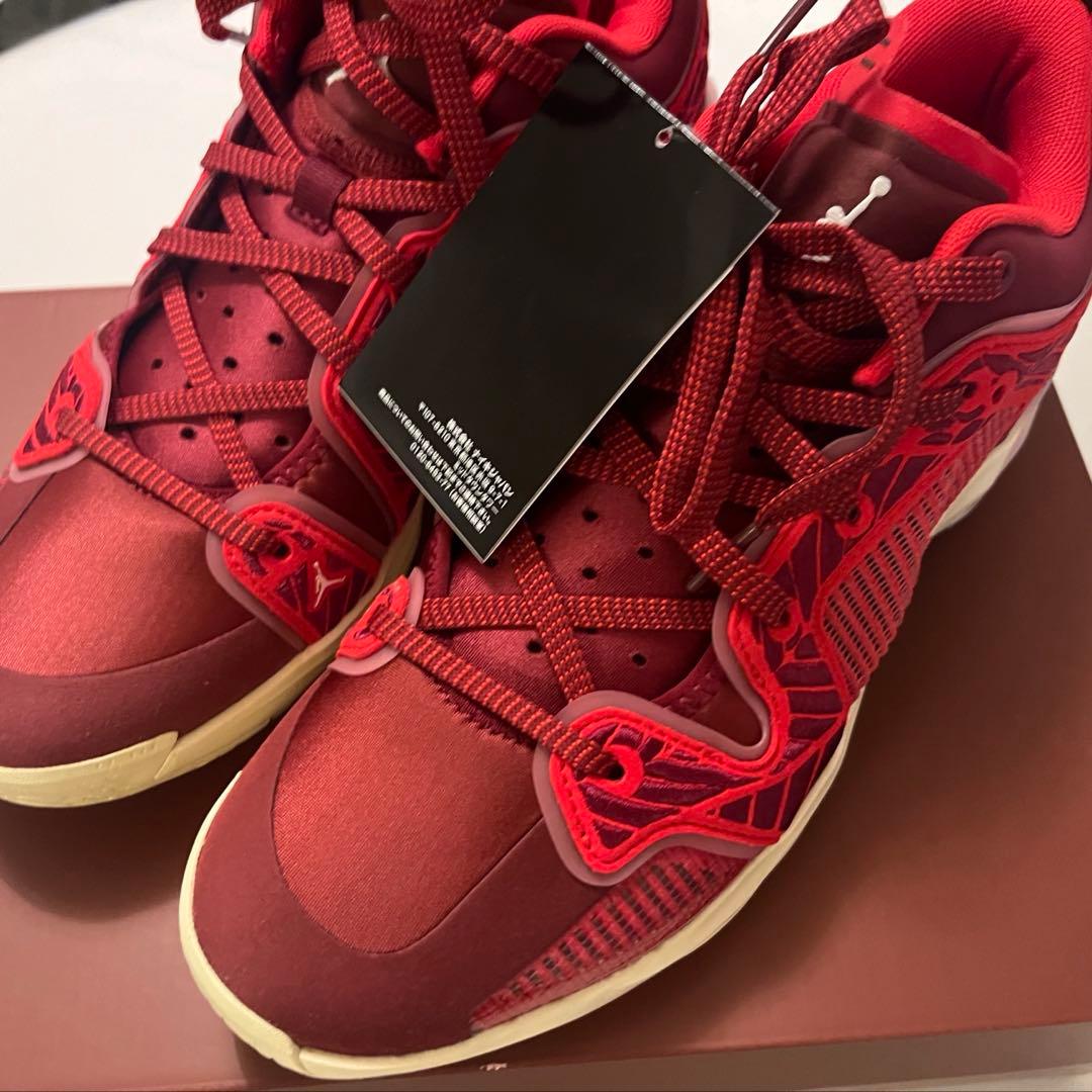Nike Air Jordan 37 Low Red 27.5cm 新品　ナイキ
