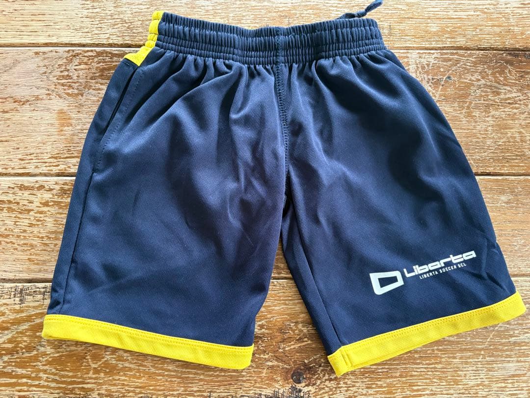 リベルタ　Liberta サッカー用ジャージ等4点セット 115cm