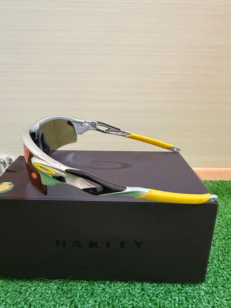 【美品】OAKLEY レーダーロックパス 阪神タイガースモデル 限定品