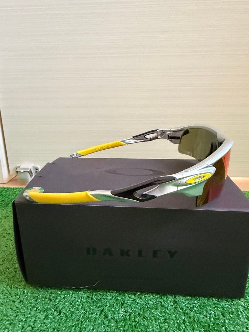 【美品】OAKLEY レーダーロックパス 阪神タイガースモデル 限定品