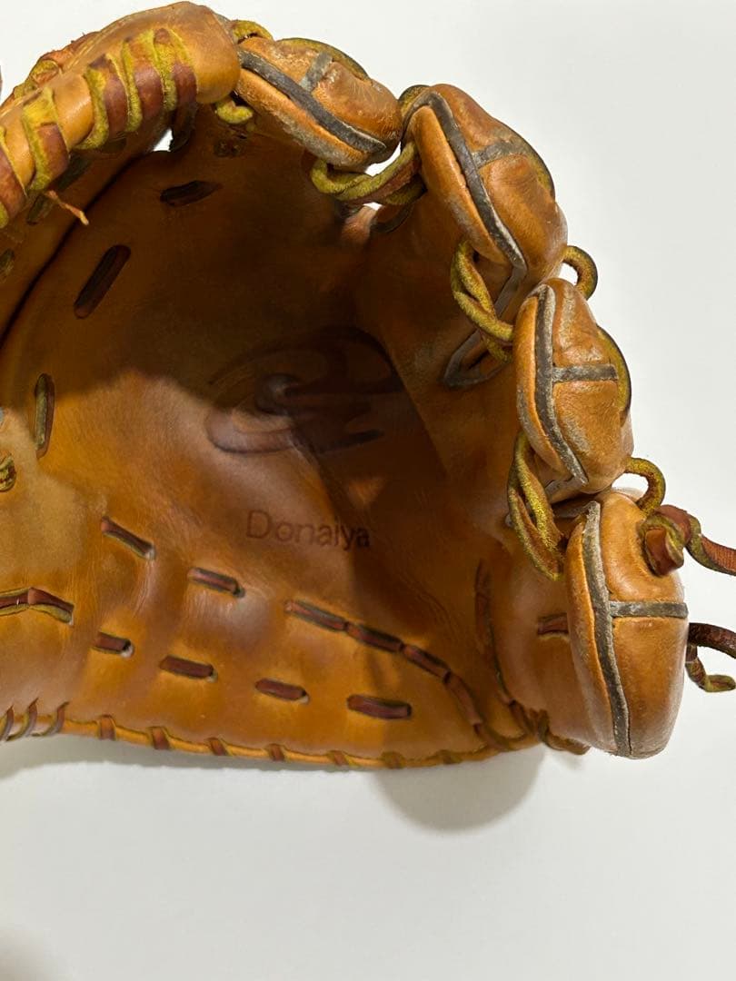 ドナイヤ　軟式　内野手用