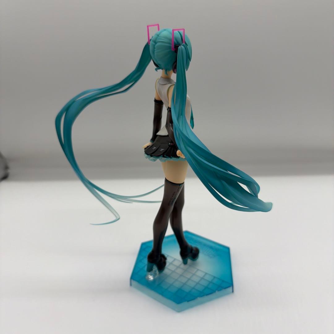 初音ミク V4X 「キャラクターボーカルシリーズ01 初音ミク」 1/8