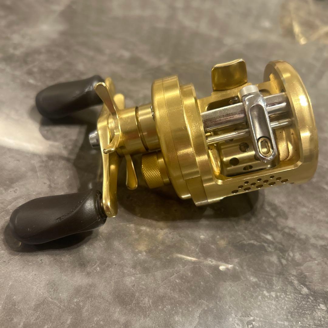 リール SHIMANO CALCUTTA CONQUEST 51
