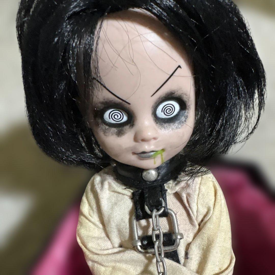 Living Dead Dolls Sybil フィギュア