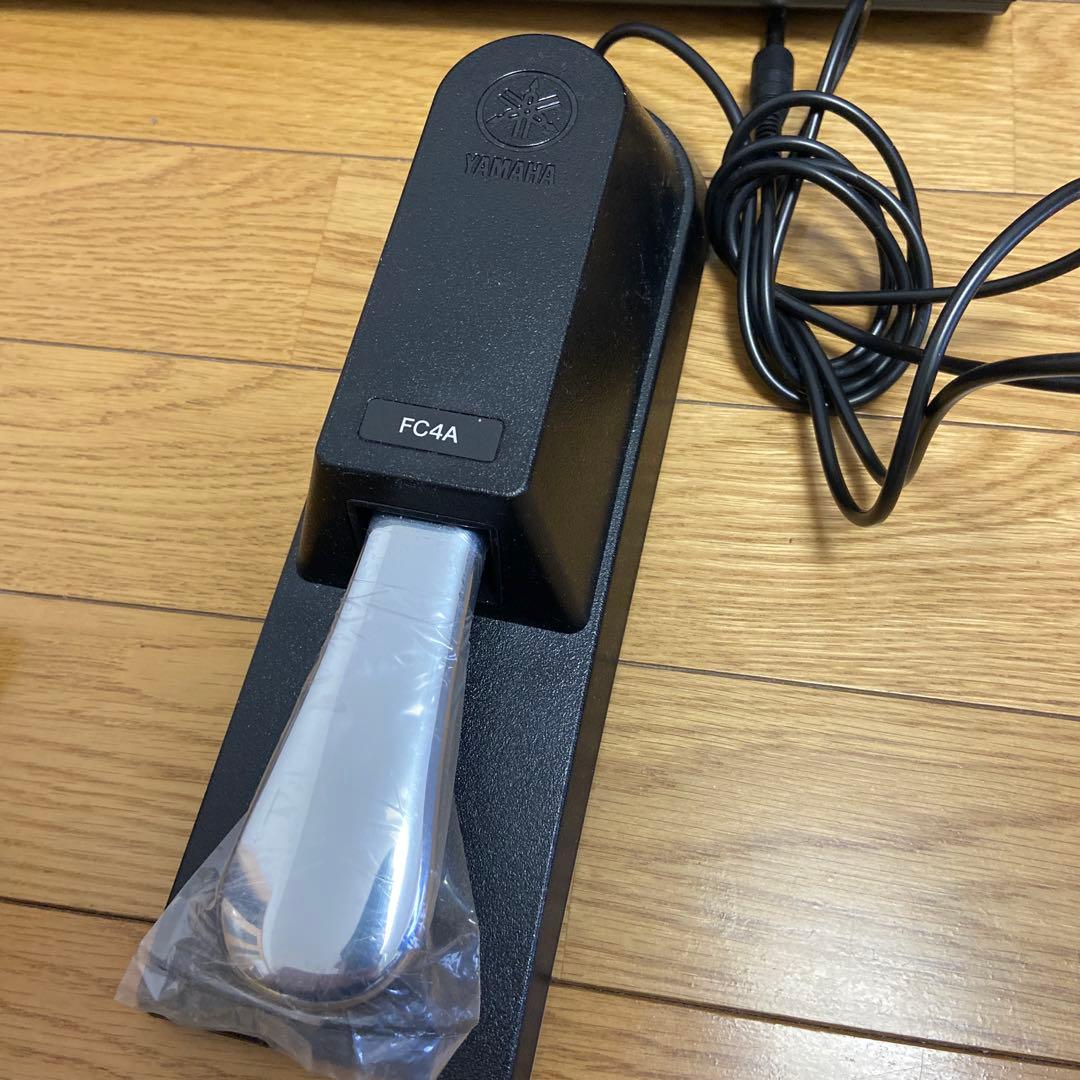 YAMAHA PSR-E473 ポータブルキーボード　61鍵盤
