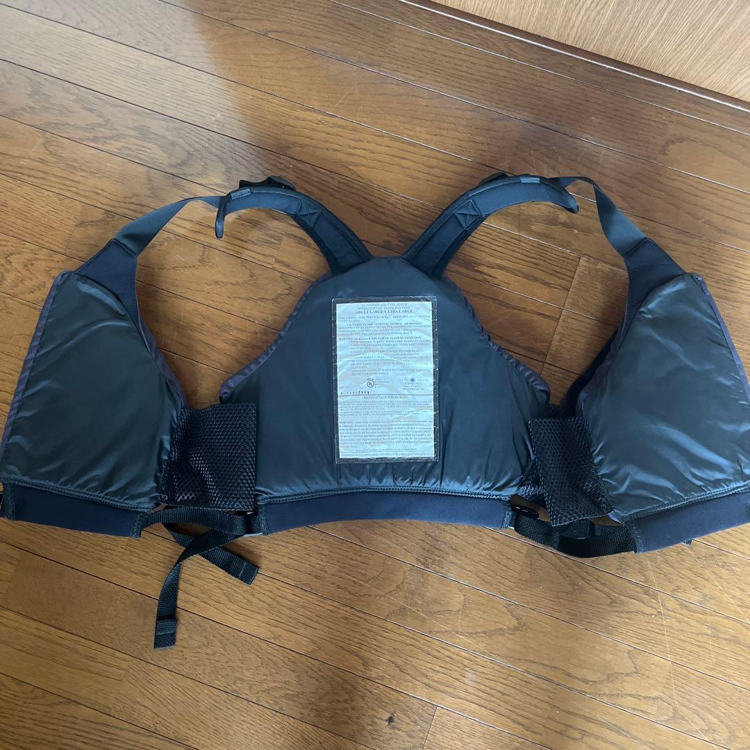 LOTUS DESIGNS ライフジャケット