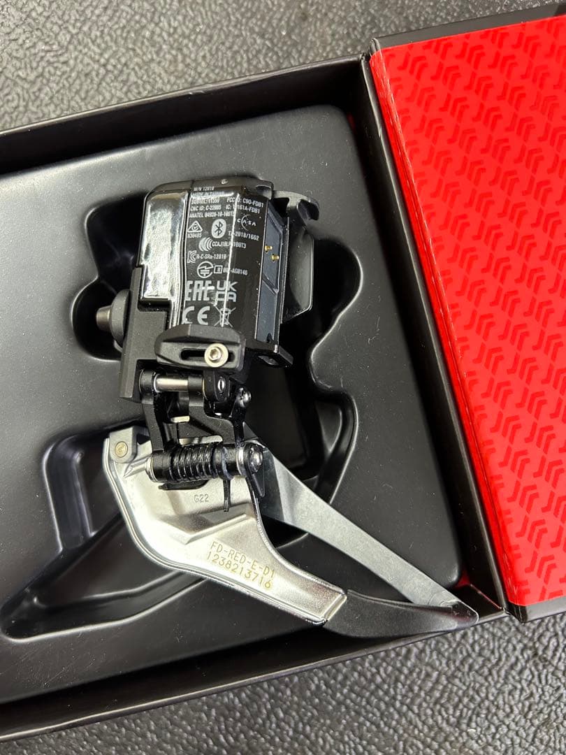 SRAM RED D1 フロントディレイラー