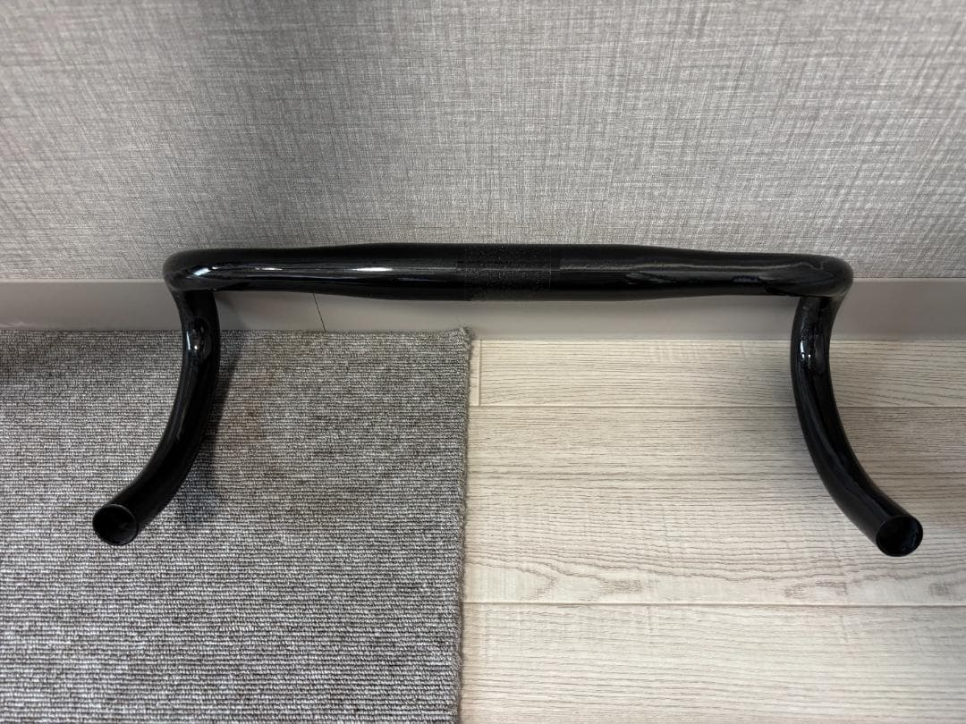 TNI Carbon super shallow ハンドルバー C-C400mm