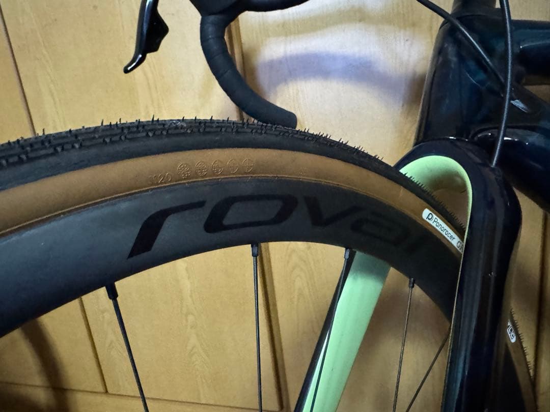 自転車本体 SPECIALIZED Diverge Expert Carbon