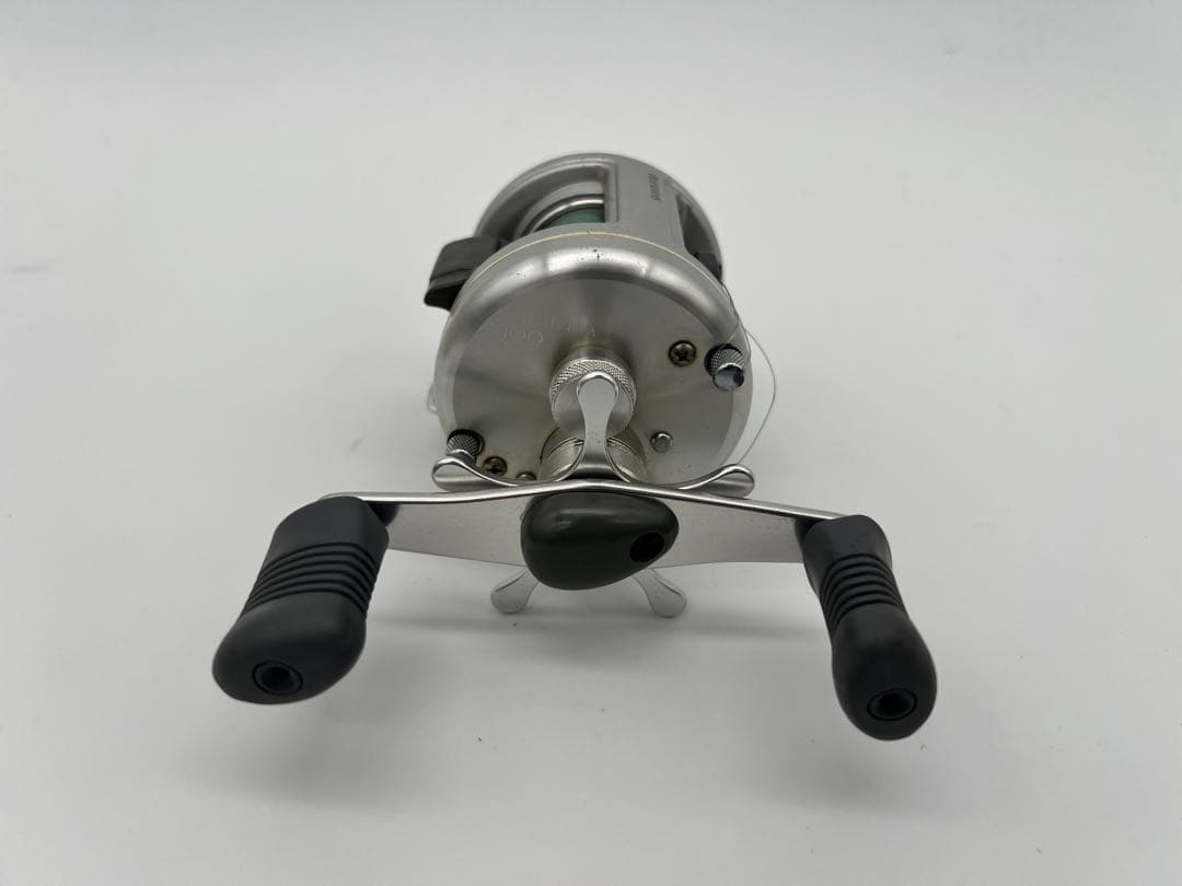【87】SHIMANO CALCUTTA 100 RH331 ベイトリール