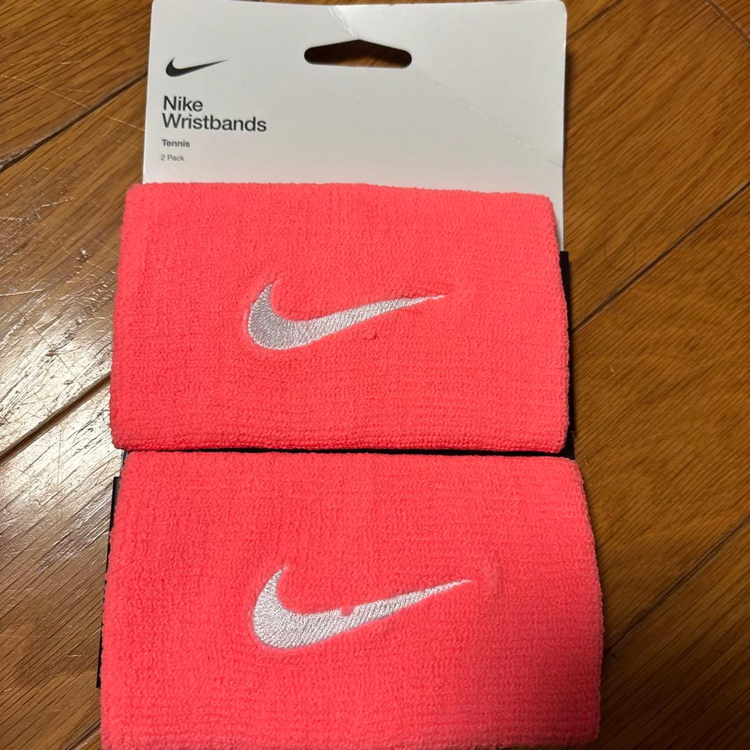 Nike テニス　リストバンド ブライトマンゴー　2個セット