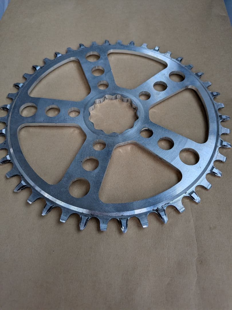 WHITE INDUSTRIES TSRチェーンリング 44T