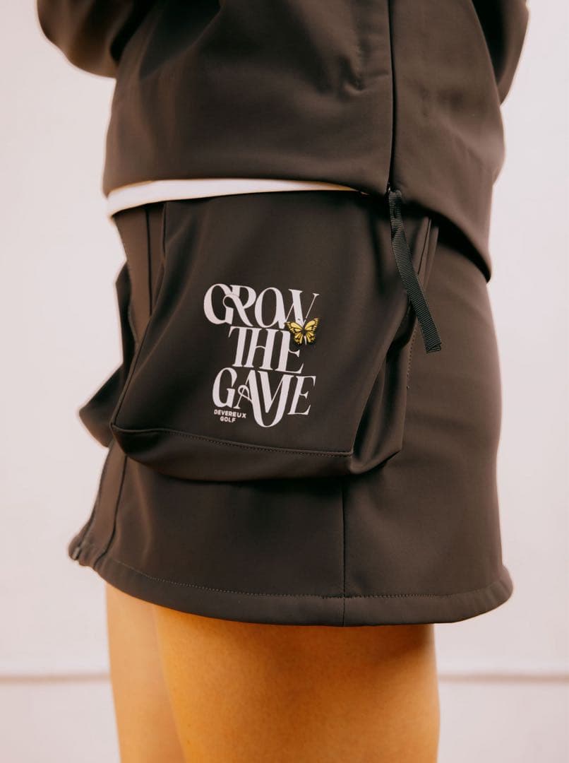 【美品】DEVEREUX GOLF（デヴァローゴルフ）フロントジップスカート
