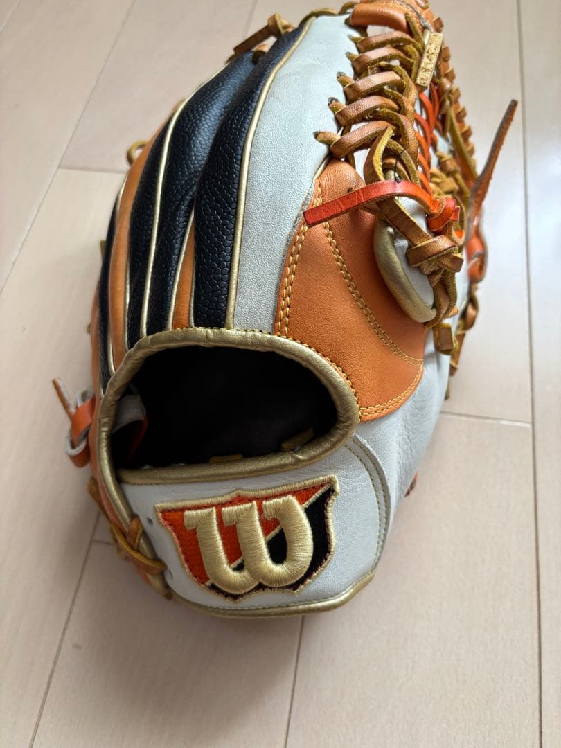 Wilson The Wannabe Hero 軟式グローブ　ウィルソン