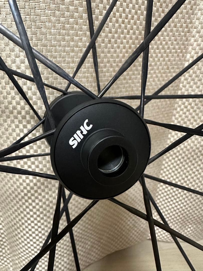 DT Swiss ARC1100 DICUT カーボンホイール 前50 後62