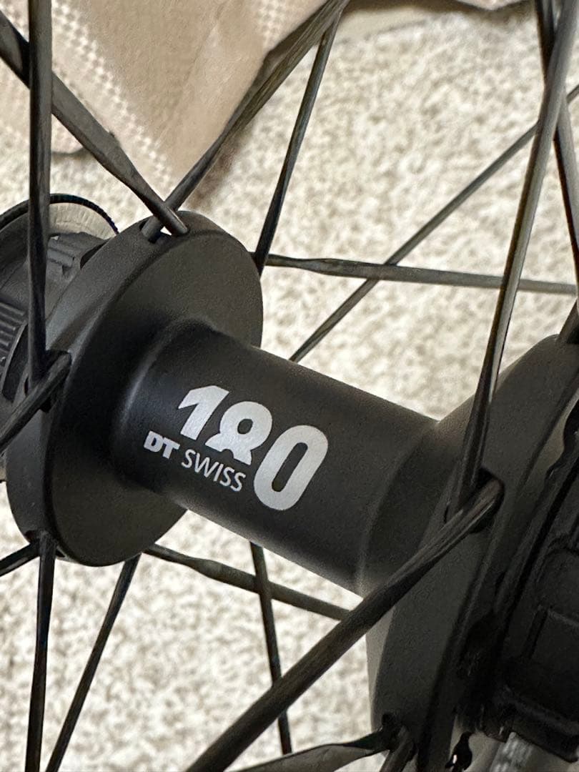 DT Swiss ARC1100 DICUT カーボンホイール 前50 後62