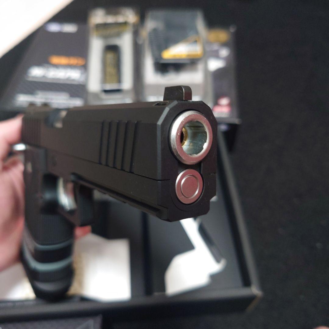 東京マルイ HI-CAPA E ハイキャパe 電動ガン バッテリー付き