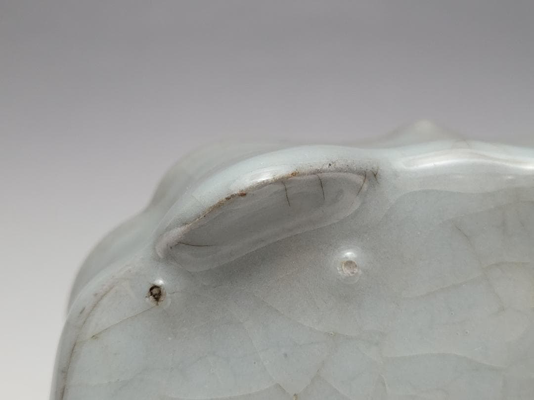 青磁 曇型 四足 筆洗 宋元時代 幅約13.2cm