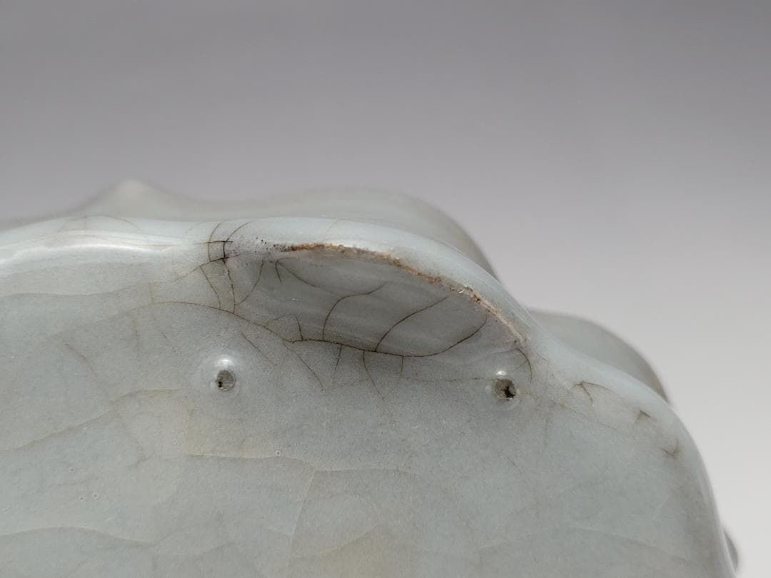 青磁 曇型 四足 筆洗 宋元時代 幅約13.2cm