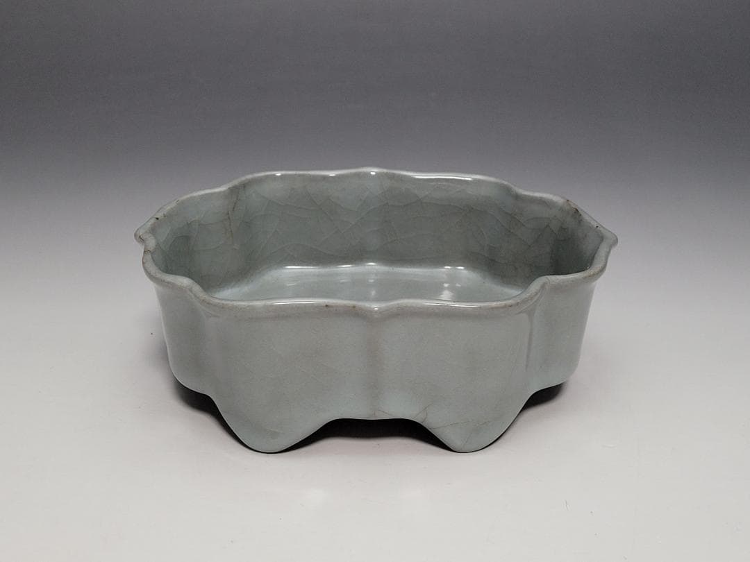 青磁 曇型 四足 筆洗 宋元時代 幅約13.2cm