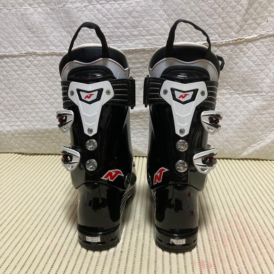 美品　NORDICA スキーブーツ　DOBERMANN120 22.5cm