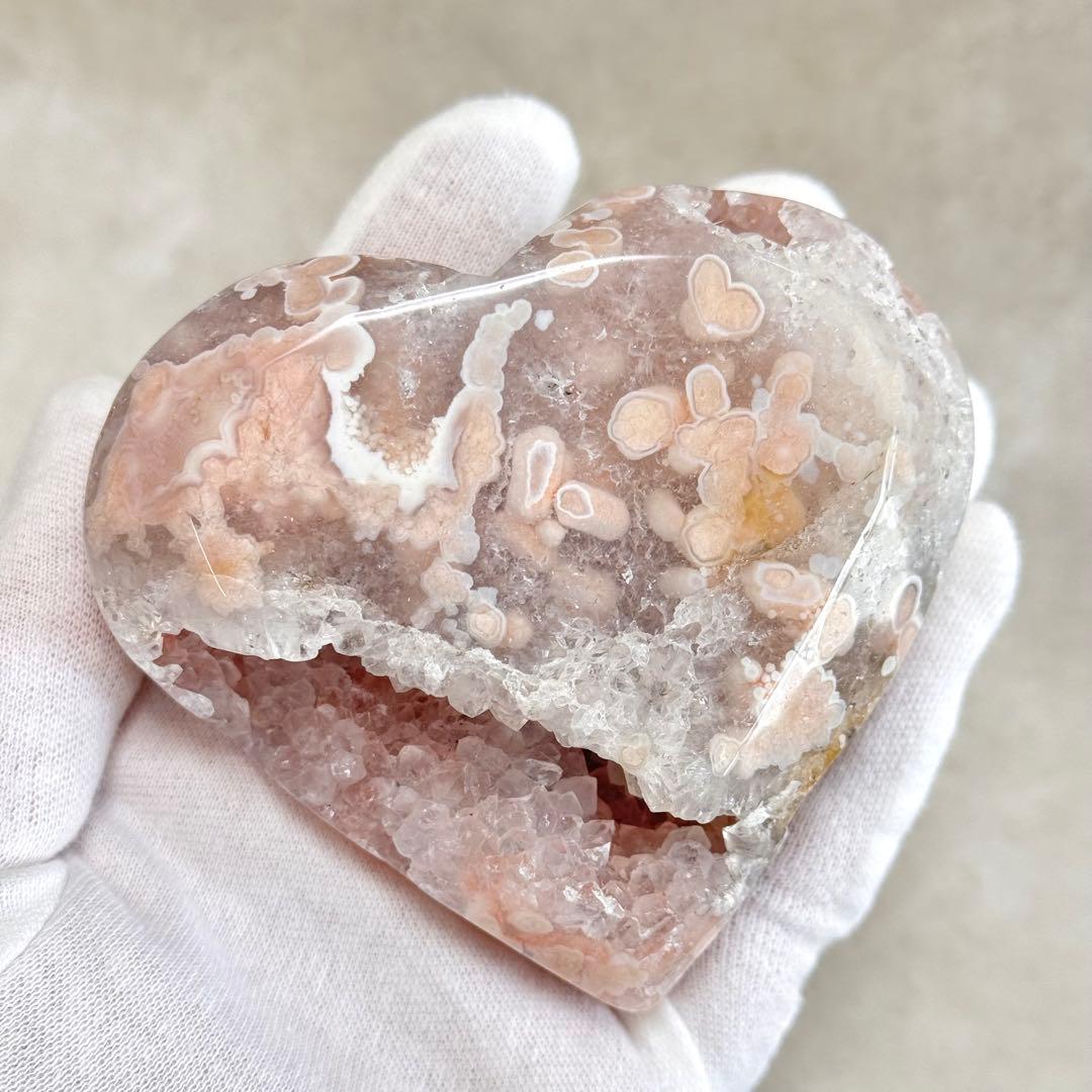 ♡専用♡【D074】桃色花吹雪 桜瑪瑙 ハートモチーフ Lタイプ 台座付き
