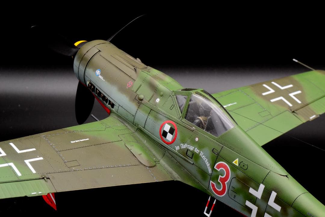 ムスタングです。1/48 Fw190D9 (プラモ エデュアルド 完成品)
