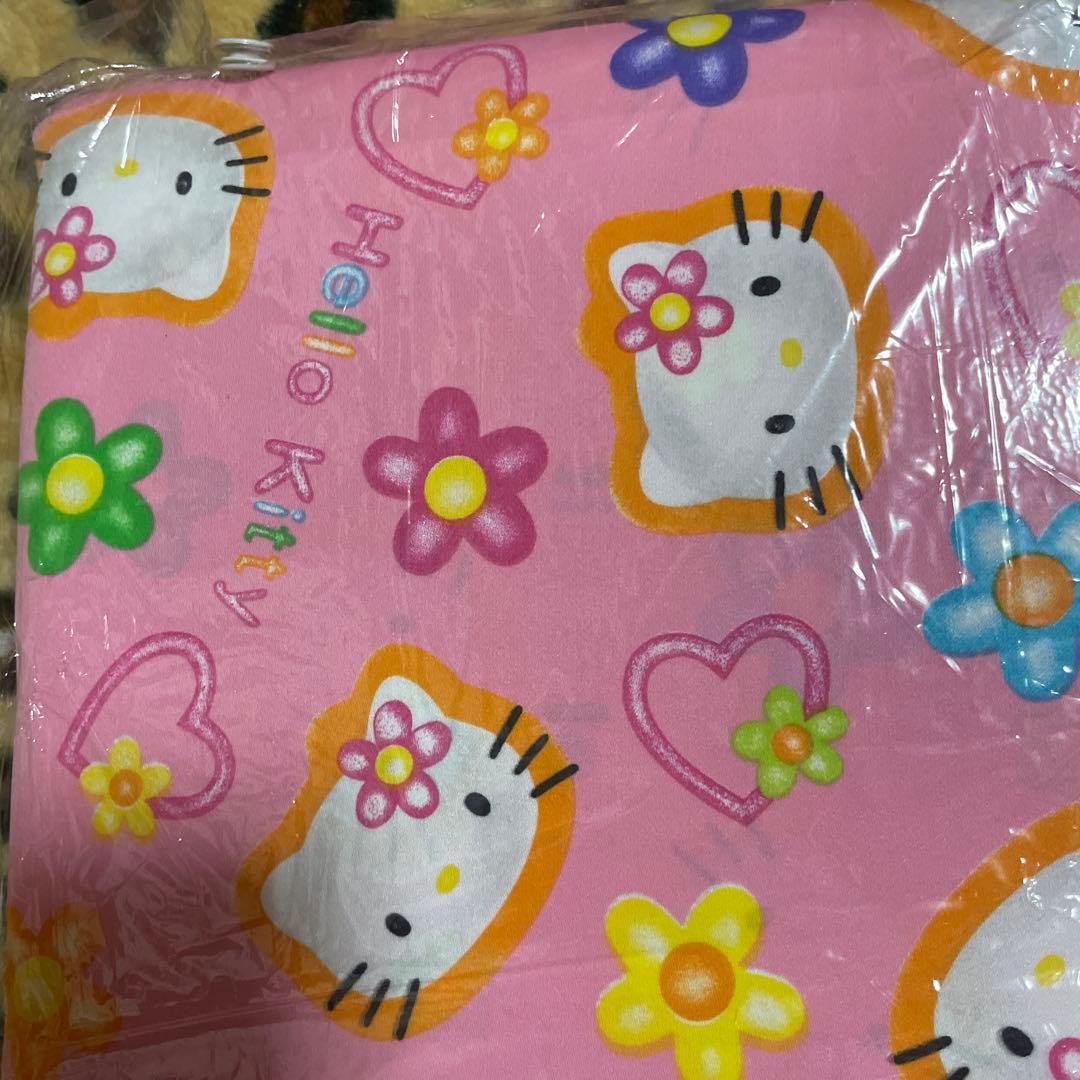 ❤️新品 サンリオ　キティ　カーテン ￼ 100×178㎝￼2枚 レトロ 希少品❤️