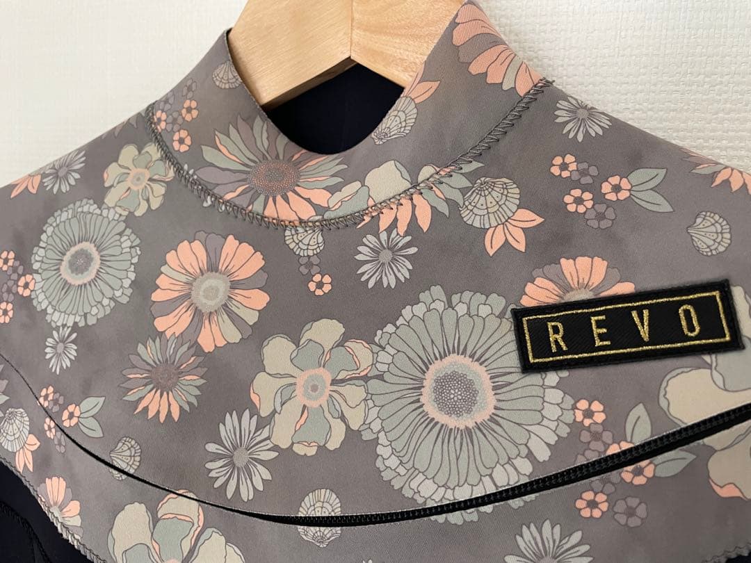 美品 REVOウエットスーツ 日本製 2mm ロングスプリング レディース
