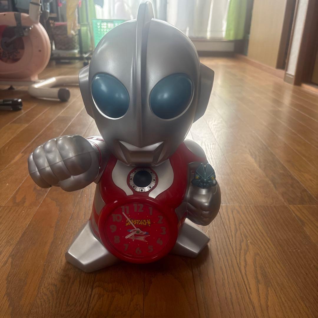 ウルトラマン 時計型フィギュア
