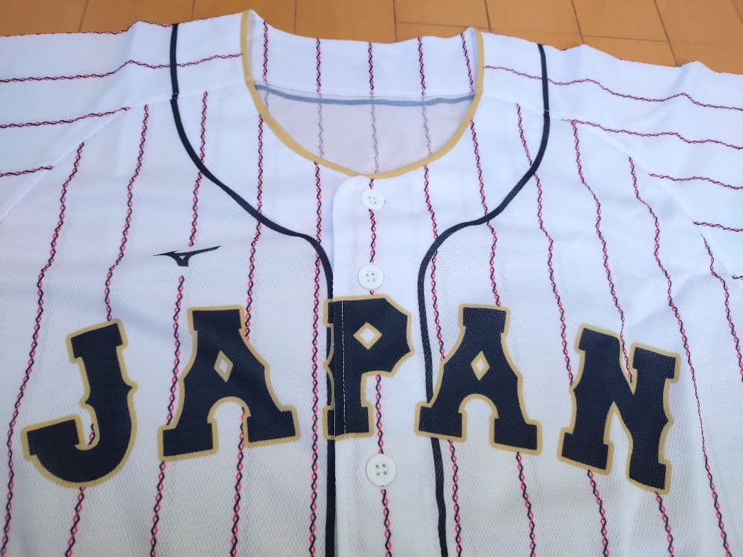 Mizuno WBC 2023 ユニフォーム［美品]プレゼント付
