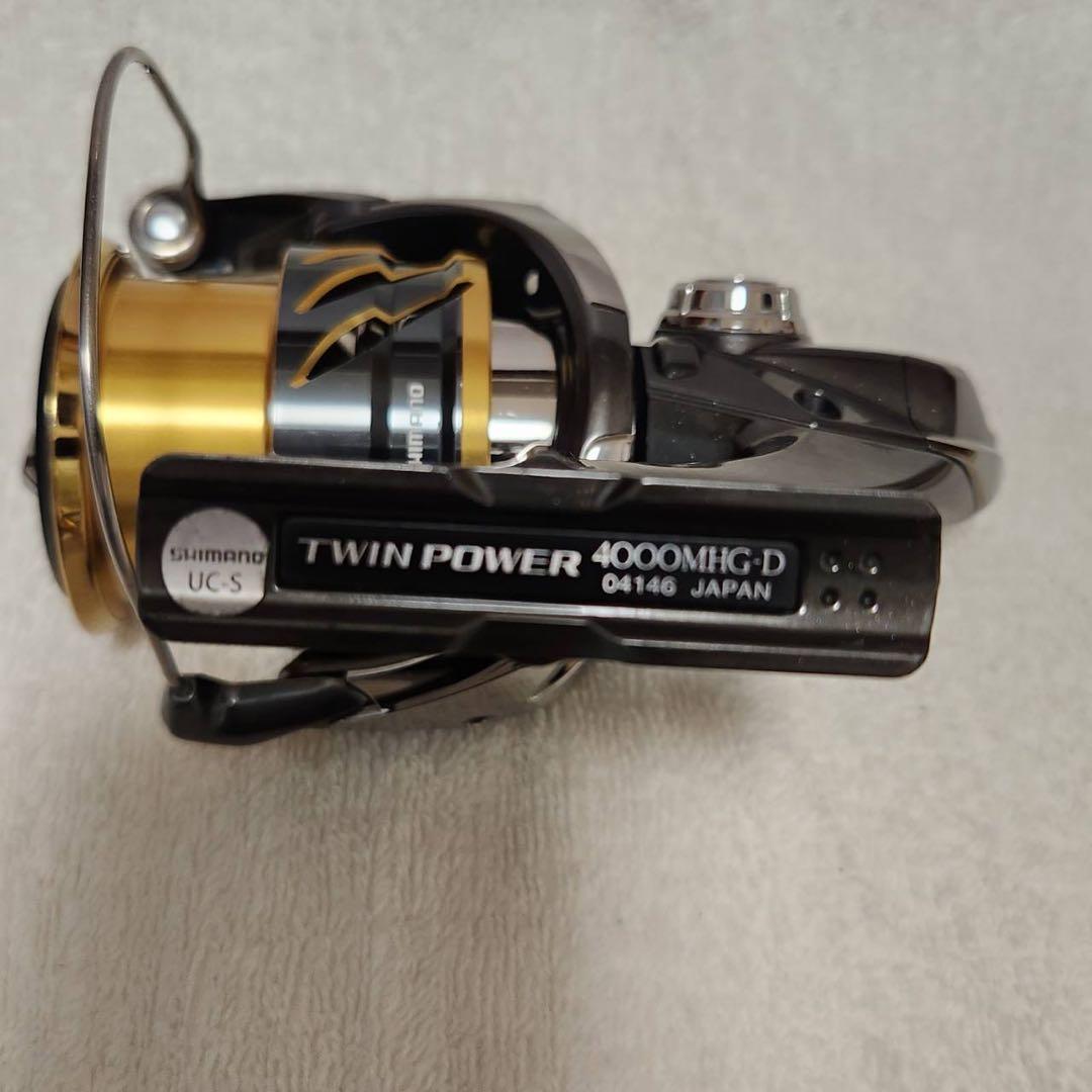 シマノ 20ツインパワー 4000MHG SHIMANO TWIN POWER