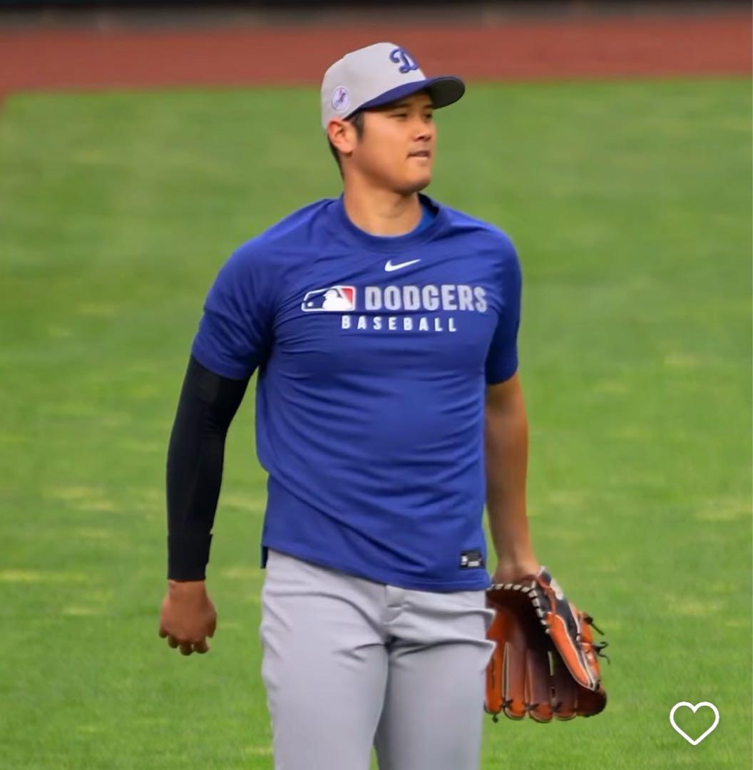 【ラスト1着】日本未発売 サイズL ドジャース 選手着用 ラグラン Tシャツ