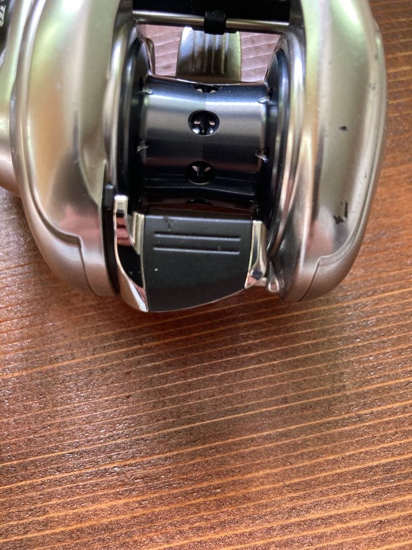 SHIMANO nium MGL HG LEFT ベイトリール