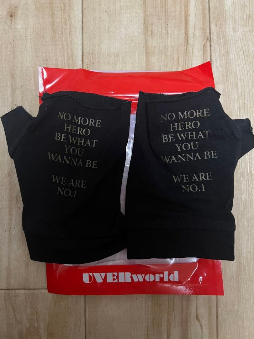 UVERworld グローブ　金　日産スタジアム　おまけ付き