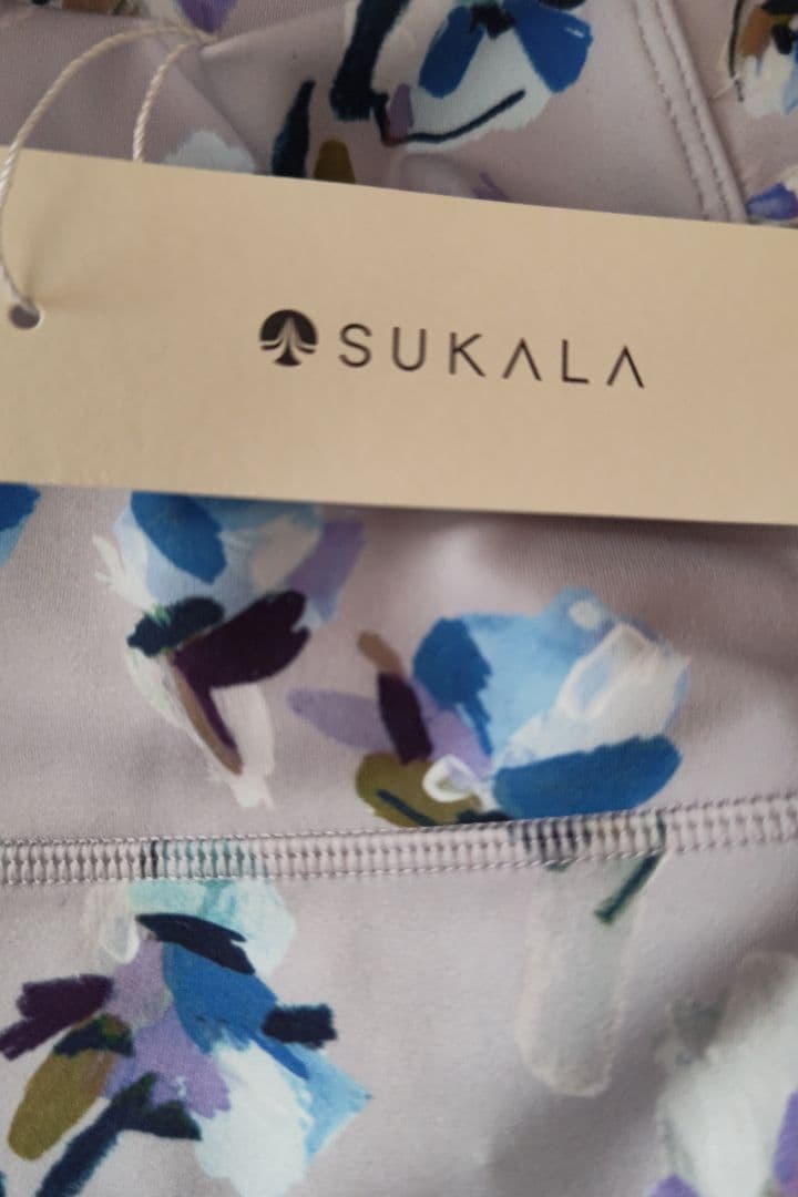 SUKALA ヨガ　レギンス　花柄　新品未使用品　Sサイズ　お値下げ可