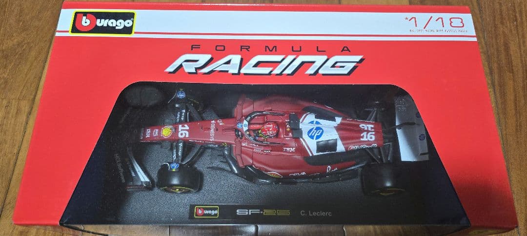 ミニカー burago Ferrari SF-25 C. Leclerc 1/18
