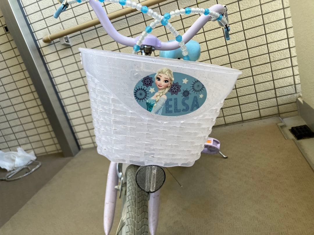 極上品　新品28000円　アナと雪の女王　幼児用自転車