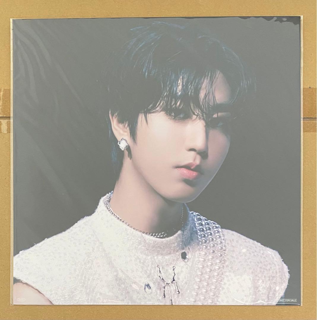 Stray Kids メガジャケ バンチャン ヒョンジン ハン アイエン スキズ