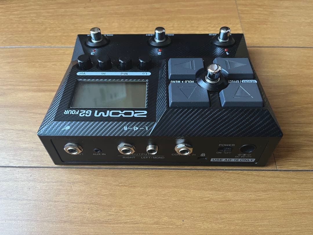 ZOOM ズーム G2 FOUR ギターマルチエフェクター