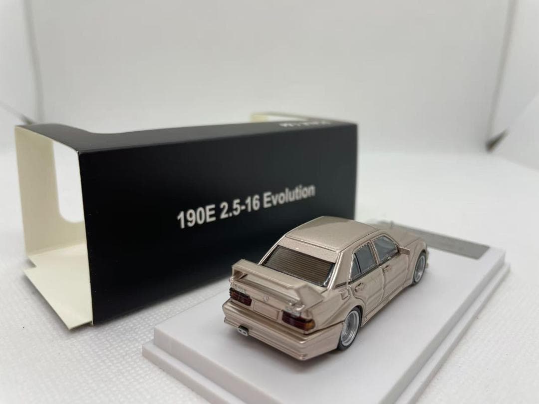4R-777 SEEKER 1/64 メルセデスベンツ 190E 2.5-16