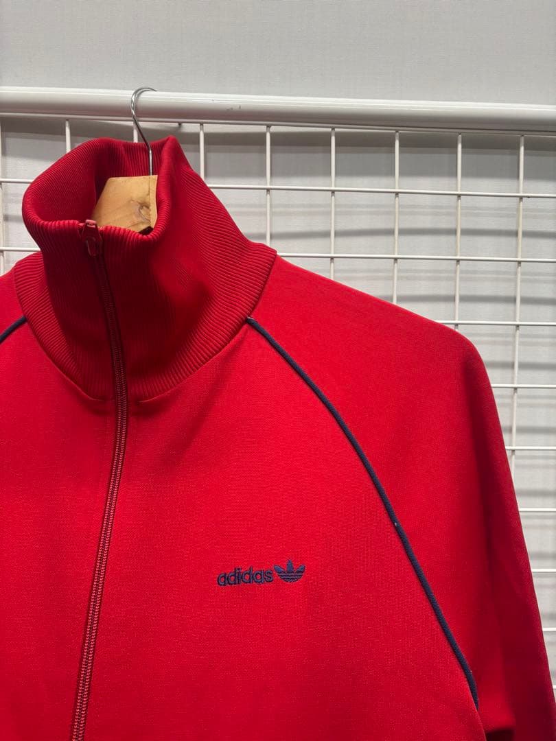 ［adidas］デサント製　トラックジャケット　レッド　M 2512-032