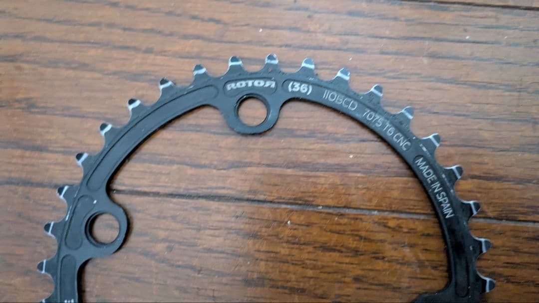 ROTOR 真円チェーンリング52/36 PCD110 シマノ11-12s 対応