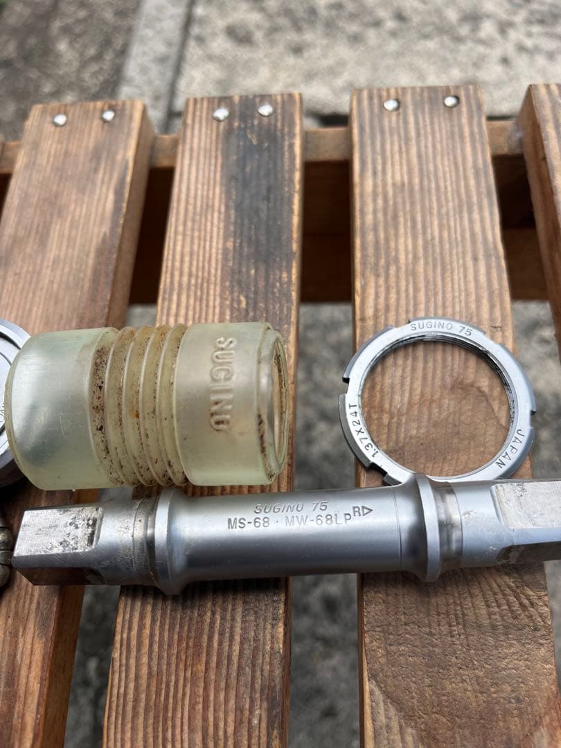 パーツ Sugino 75 NJS BB