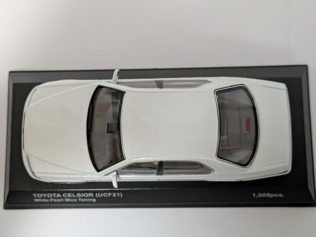 京商 1/43 トヨタ セルシオ UCF21