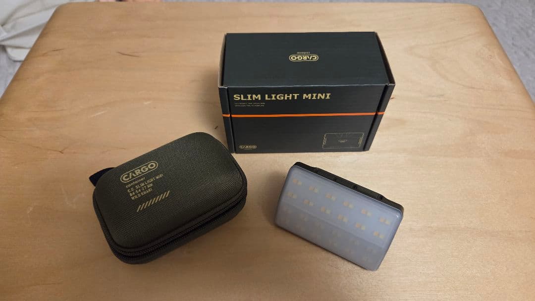 CARGO SLIM LIGHT MINI LEDライトカーキ 新品未使用