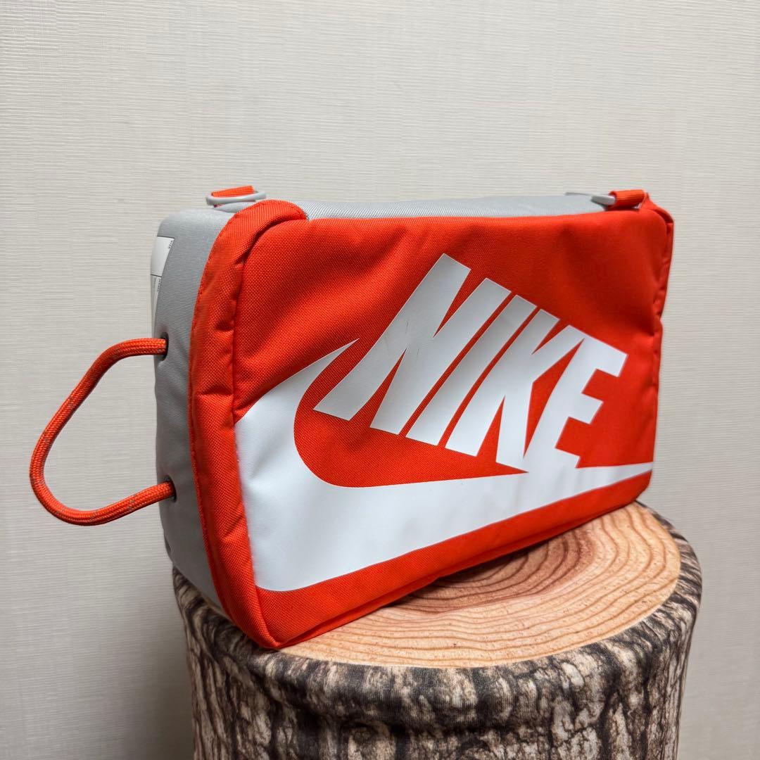 近推し 新同ナイキNIKE DA7337-869シューズバッグ