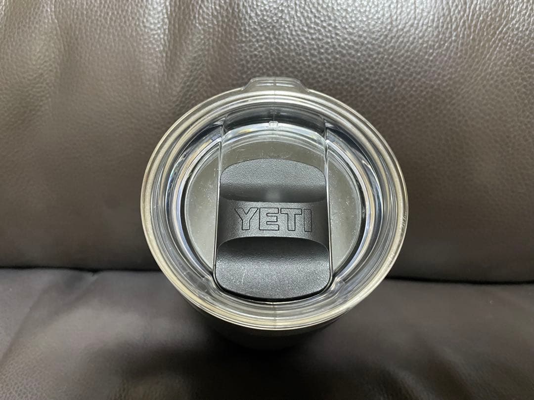 YETI イエティ ランブラー 10oz 295ml 真空断熱タンブラー 蓋付き